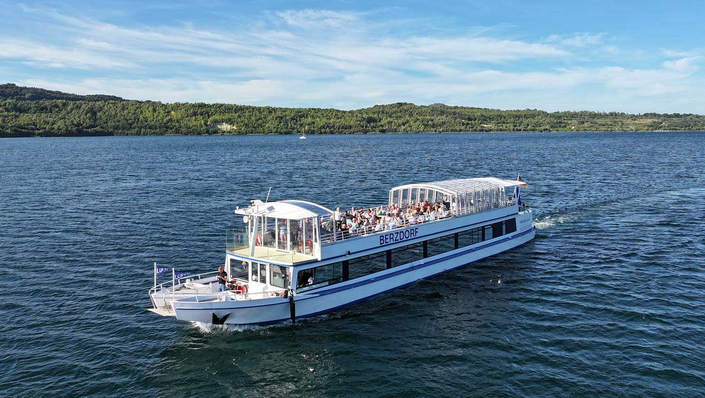 Fahrgastschiff EMS „Berzdorf“ auf dem Berzdorfer See