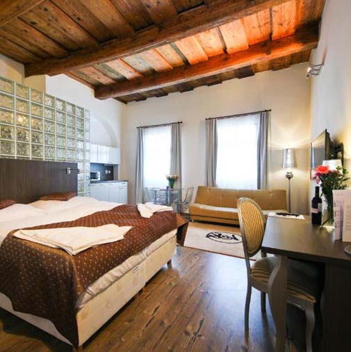 Hotel U Tri hrusek suites apartments 4-Sterne Hotel U Tří hrušek suites & apartments in Budweis