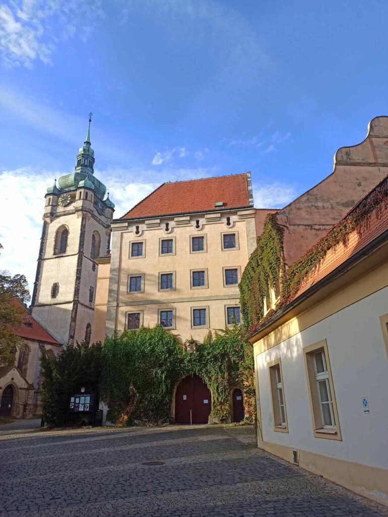 Melnik 1 24 Melnik 1 24