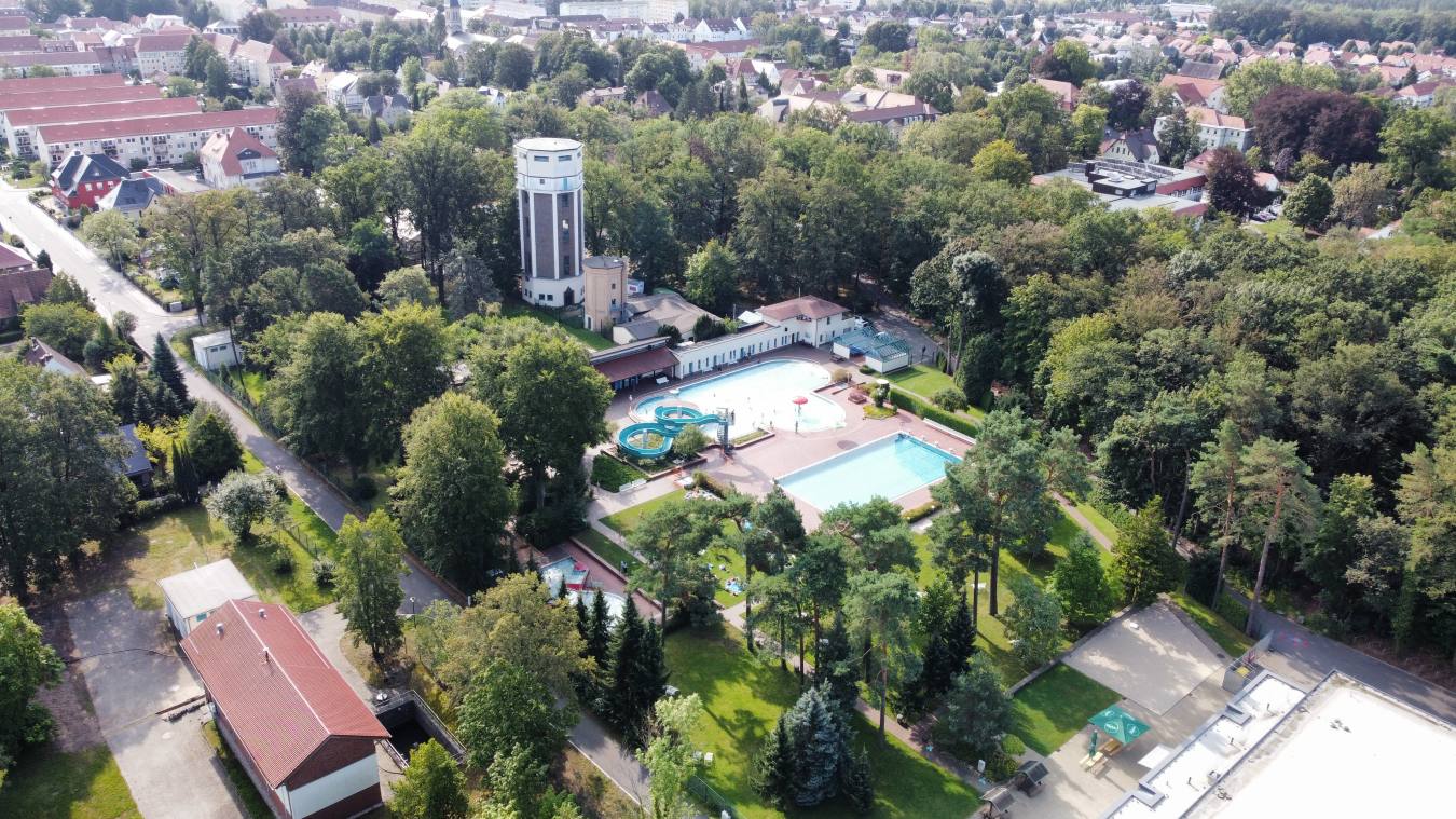 Waldbad Niesky: Sommerlicher Badespaß und sportliche Action