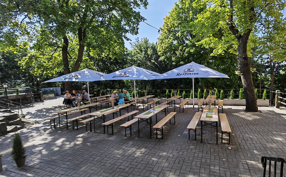 biergarten landeskrone biergarten landeskrone